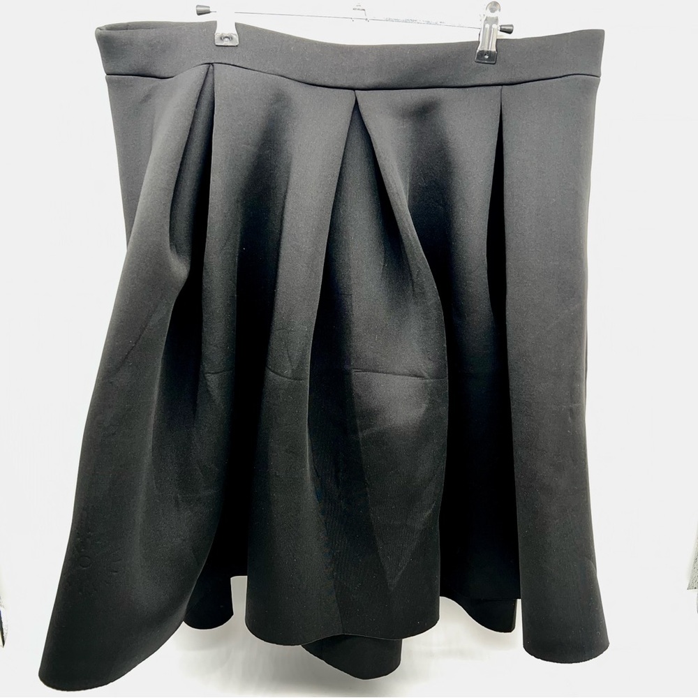 Ashley Stewart Women’s Black Full SCUBA Fabric Mini Skirt-Size 22